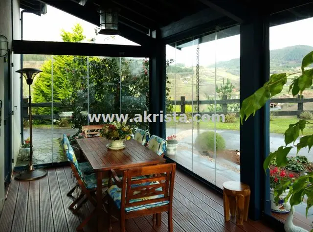 Cerramientos de porches acristalados