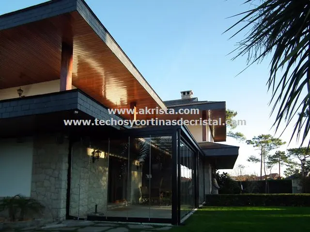 Cortinas de Cristal y Áticos