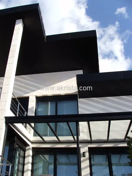 Cortinas de Cristal y Áticos