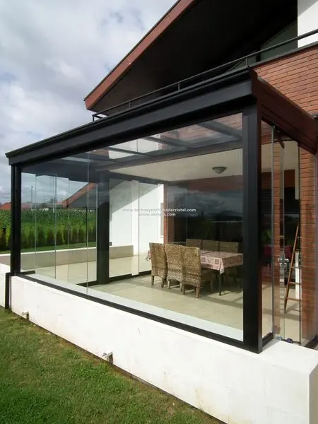 Cortinas de Cristal y Áticos