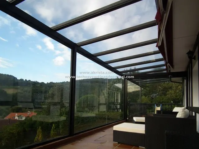 Cortinas de Cristal y Áticos