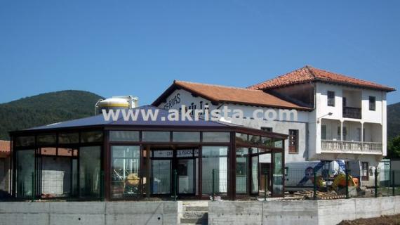 Pergola octogonal para restaurante, nuevo proyecto de Akrista Pergola octogonal para restaurante, nuevo proyecto de Akrista