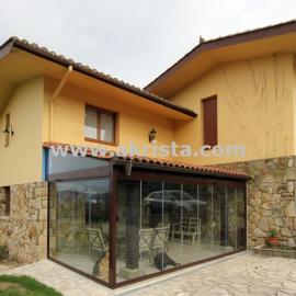 Cerramientos de porches con cortinas de cristal